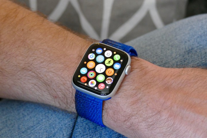 Die App-Rasteransicht auf der Apple Watch SE 2.