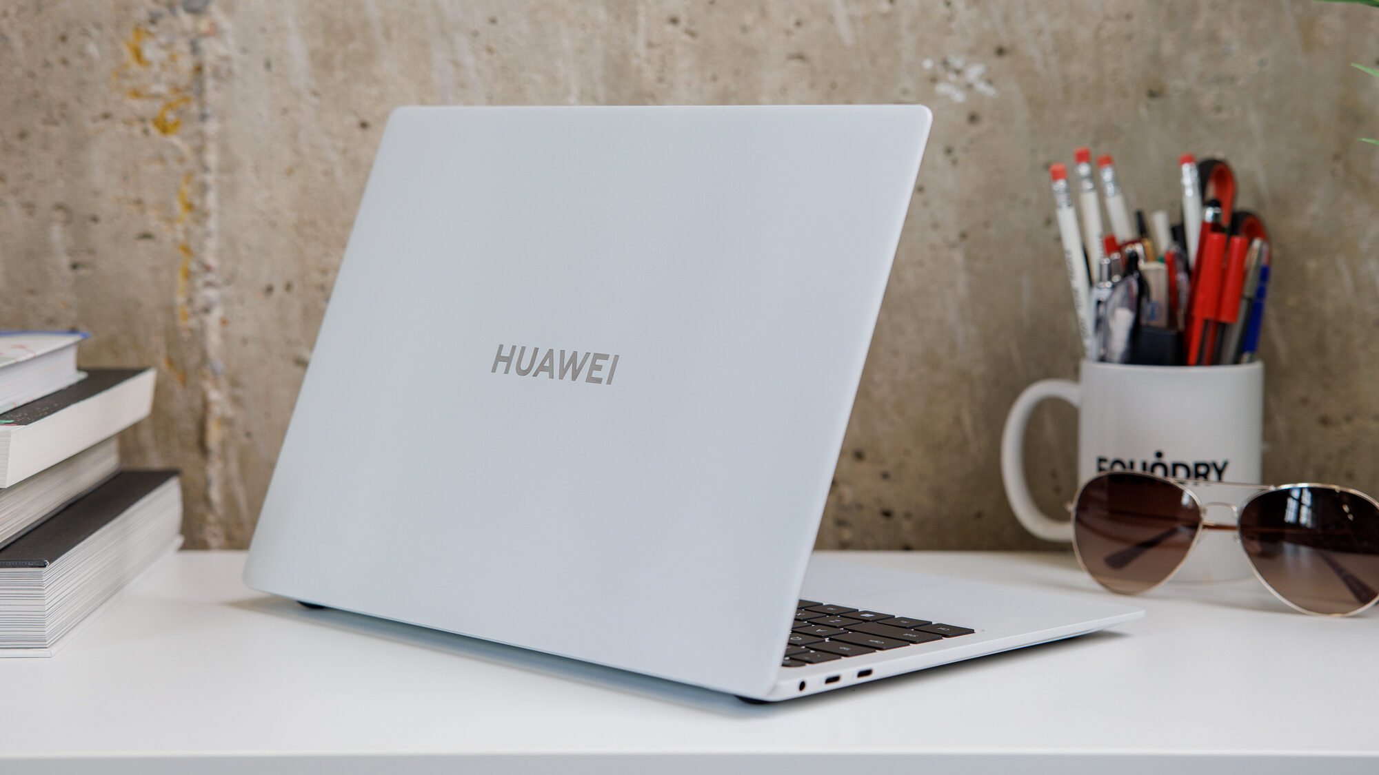 Huawei MateBook X Pro 2023_zurück