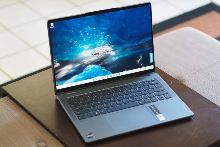 Dieser Lenovo 2-in-1-Laptop ist zwischen 800 und 500 € reduziert