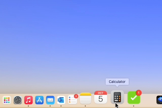 Ablegen einer App im Mac Dock.