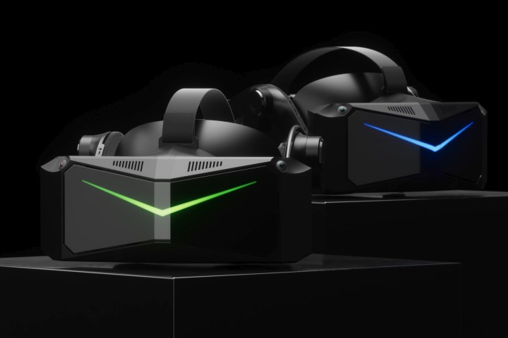Pimax Crystal Super und Light VR-Headsets erscheinen auf einem dunklen Hintergrund.