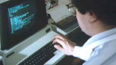 Sehen Sie sich diesen BBC-Bericht über Computersüchtige aus dem Jahr 1983 an