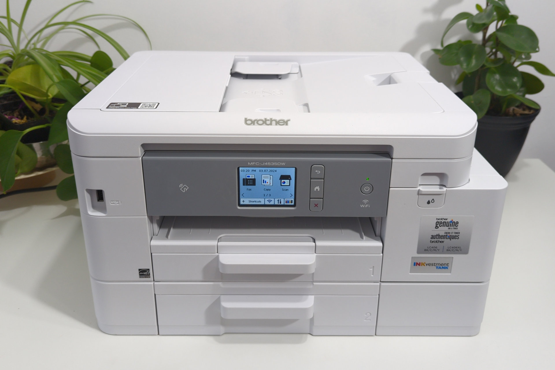 Der Brother MFC-J4535DW ist ein kompakter All-in-One-INKvestment-Drucker.