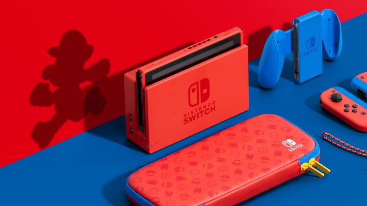 Ein rotes und blaues Nintendo Switch-System.