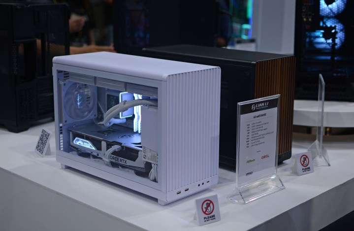 Das auf der Computex 2024 vorgestellte Lian Li A3-mATX-Gehäuse.