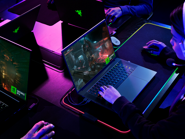 Neue Razer Blade-Gaming-Laptops mit GPUS der RTX 40-Serie